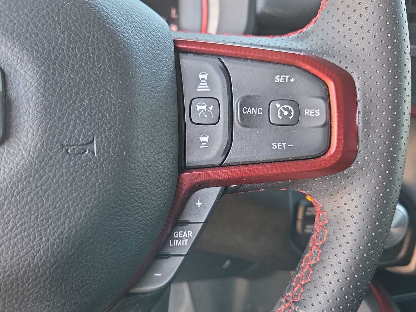 Thumbnail: 2025 RAM 1500 - 23