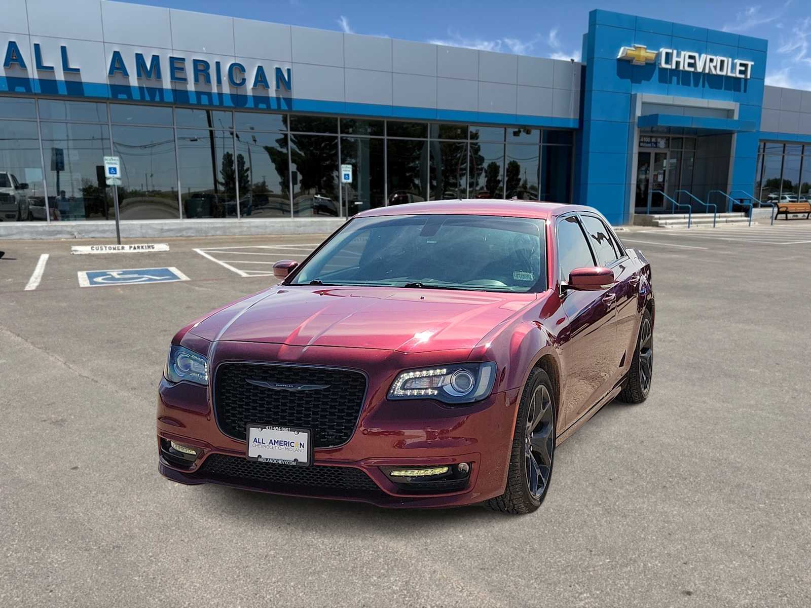 Thumbnail: 2022 Chrysler 300 - 1