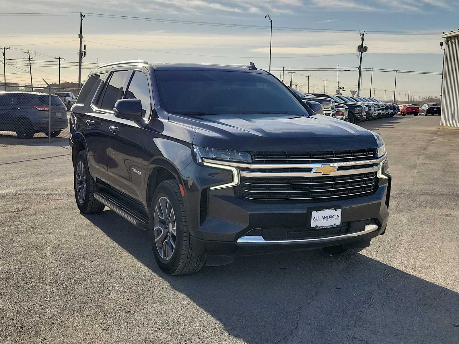 Thumbnail: 2022 Chevrolet Tahoe - 2