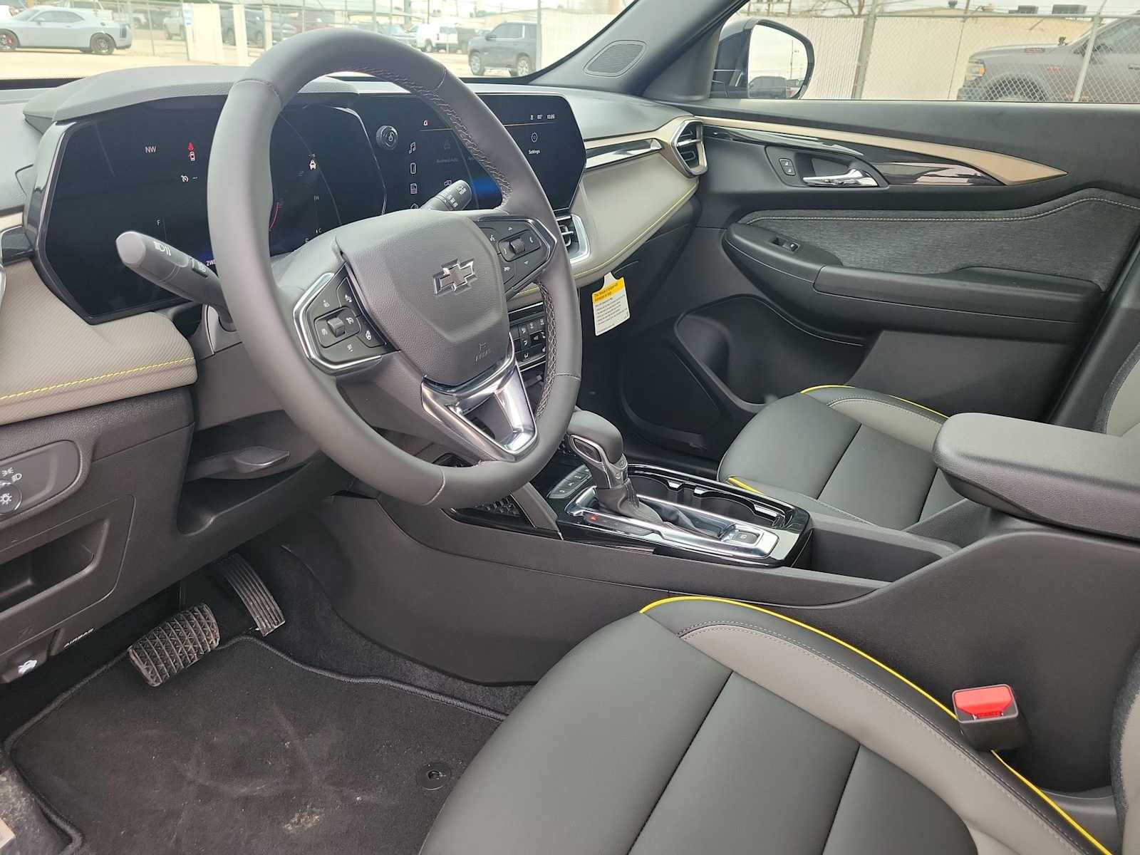 Thumbnail: 2026 Chevrolet TrailBlazer - 10