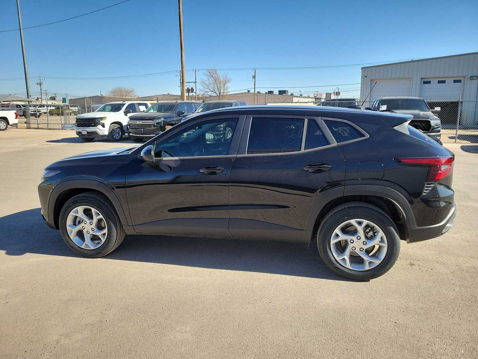 Thumbnail: 2026 Chevrolet Trax - 11