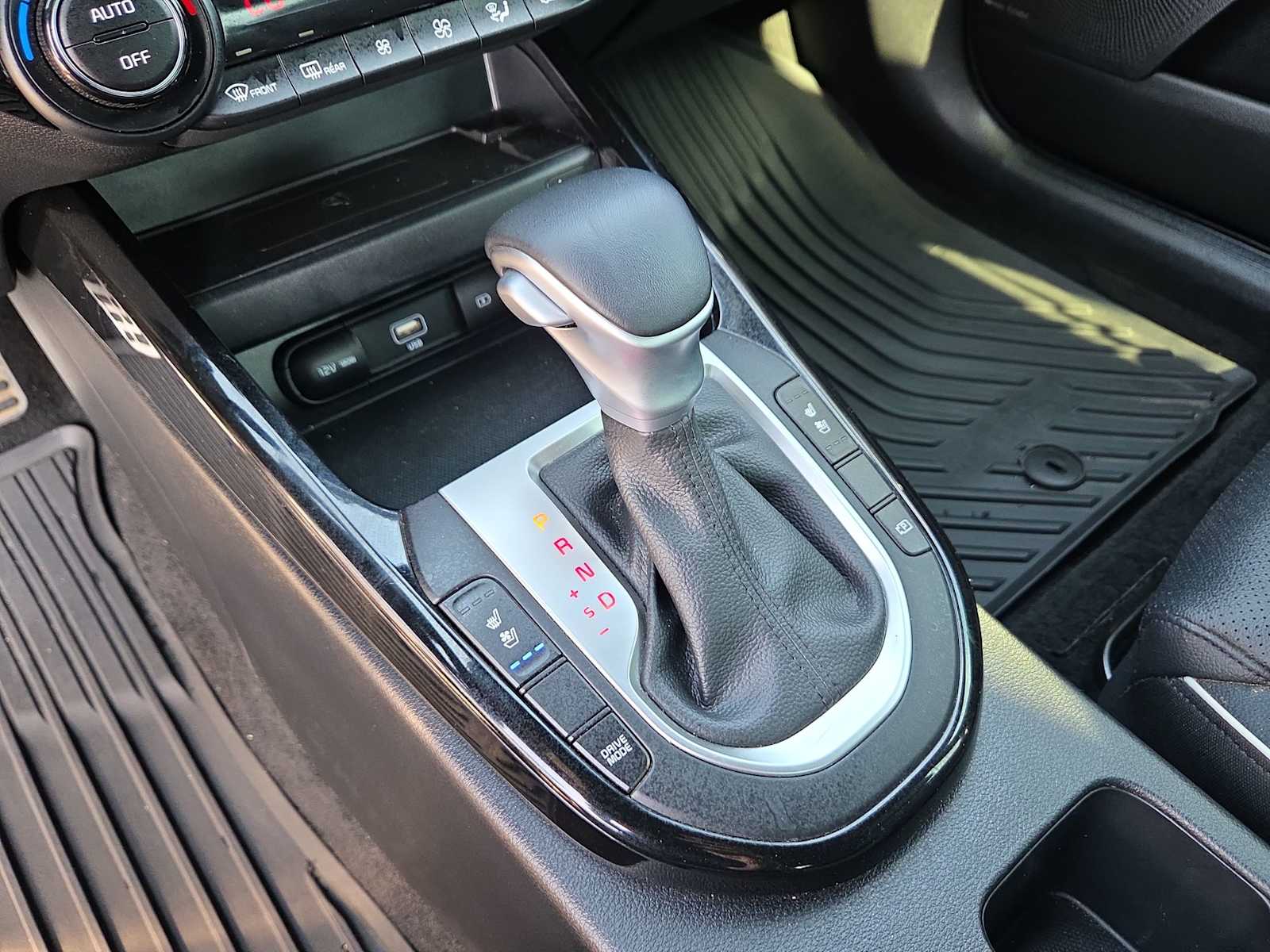 Thumbnail: 2024 Kia Forte - 21