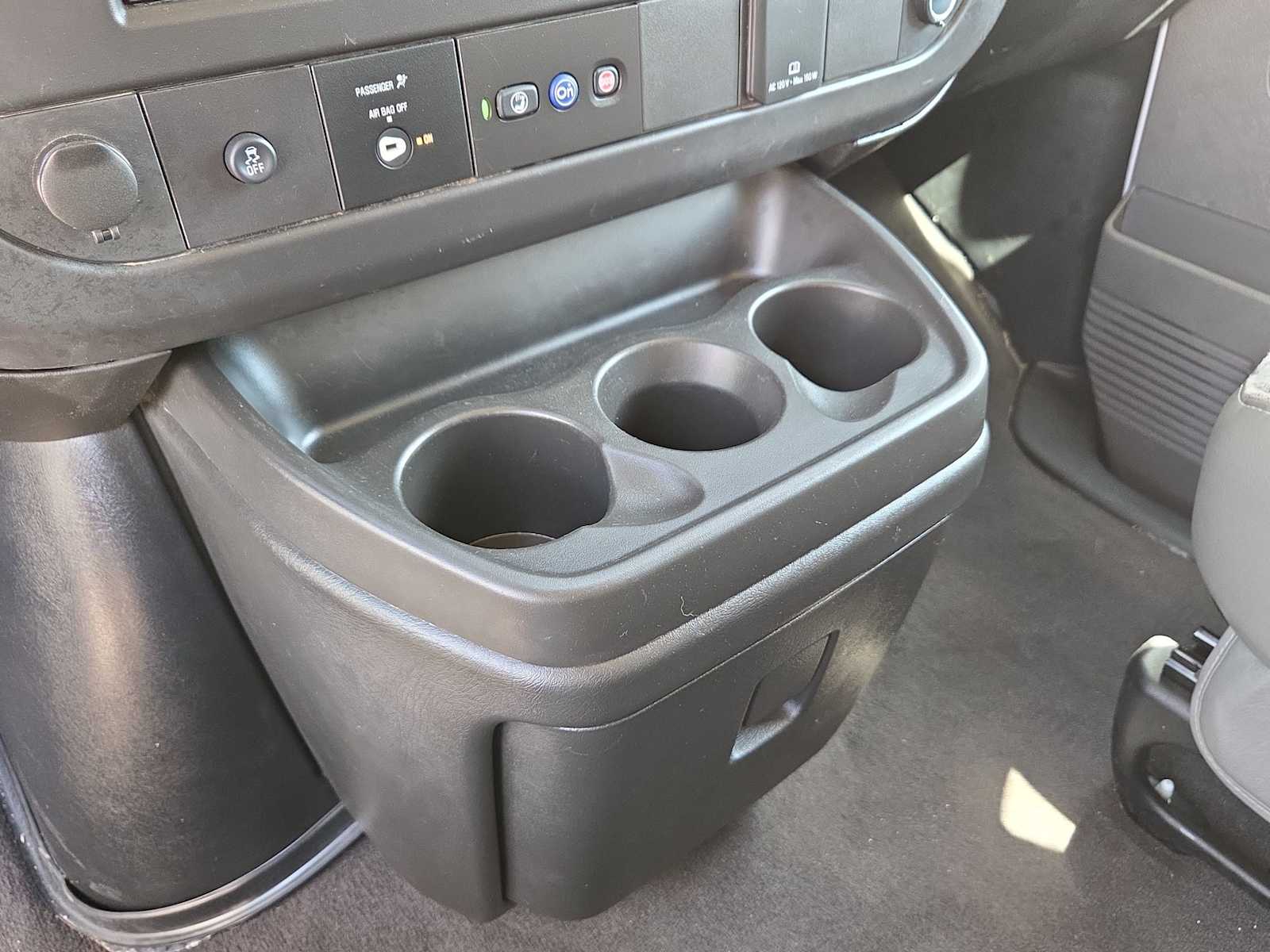 Thumbnail: 2025 Chevrolet Express - 22