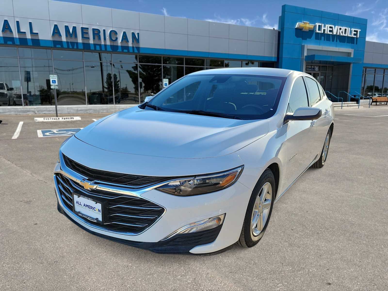 Thumbnail: 2024 Chevrolet Malibu - 1