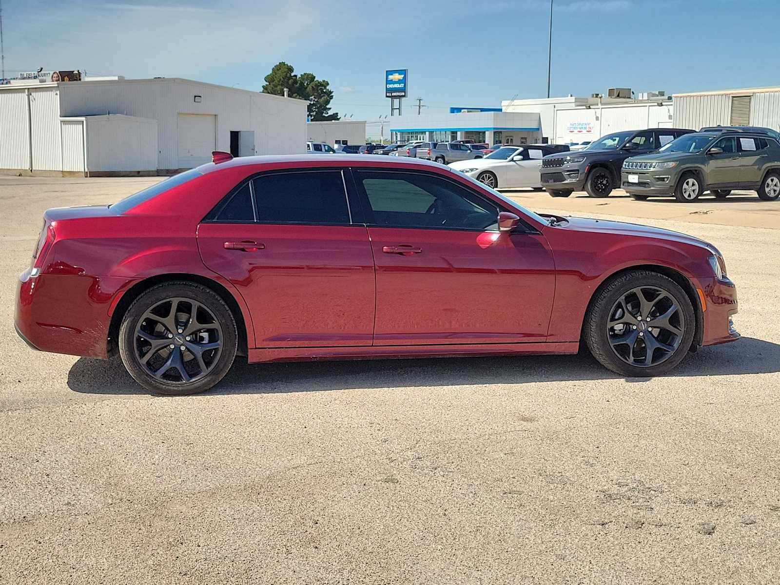 Thumbnail: 2022 Chrysler 300 - 9