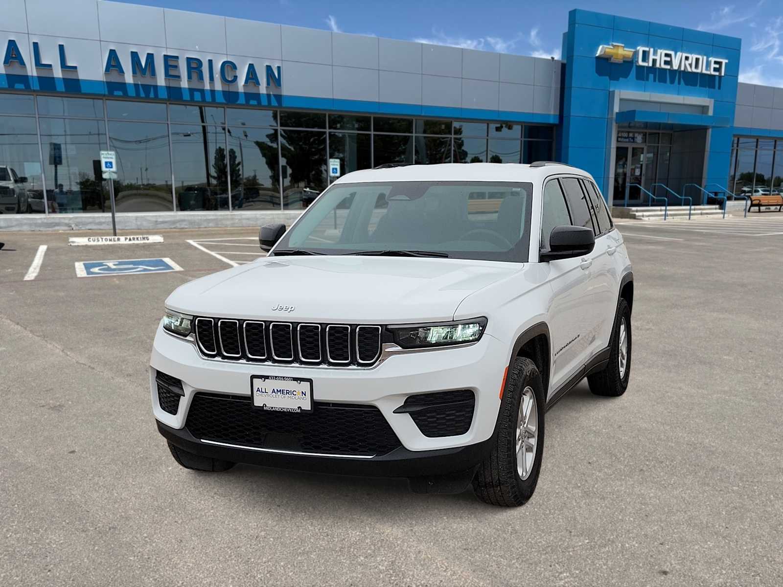 Thumbnail: 2024 Jeep Grand Cherokee - 1