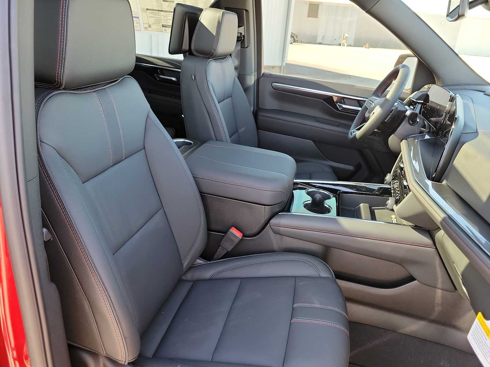 Thumbnail: 2026 Chevrolet Tahoe - 22