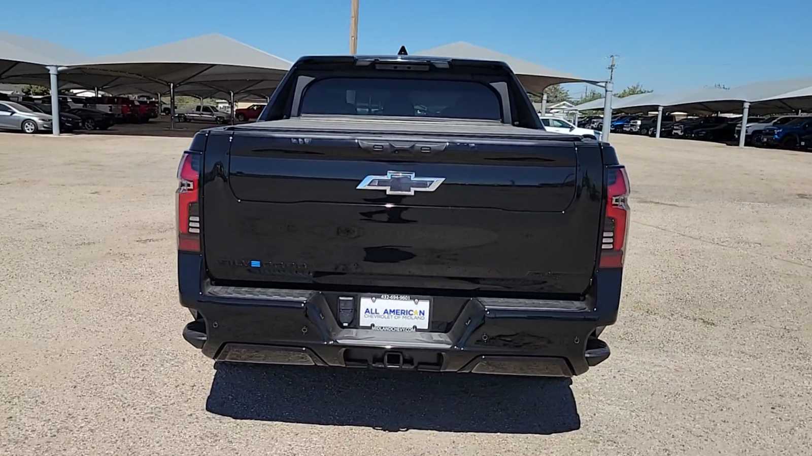 Thumbnail: 2024 Chevrolet Silverado EV - 7