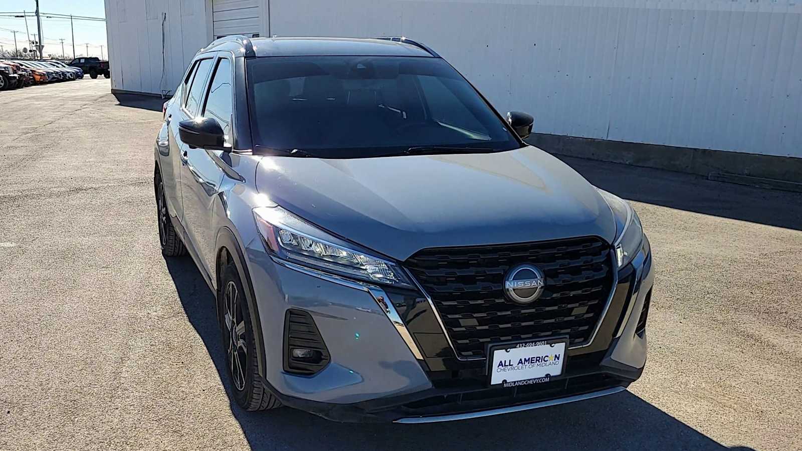 Thumbnail: 2022 Nissan Kicks - 3