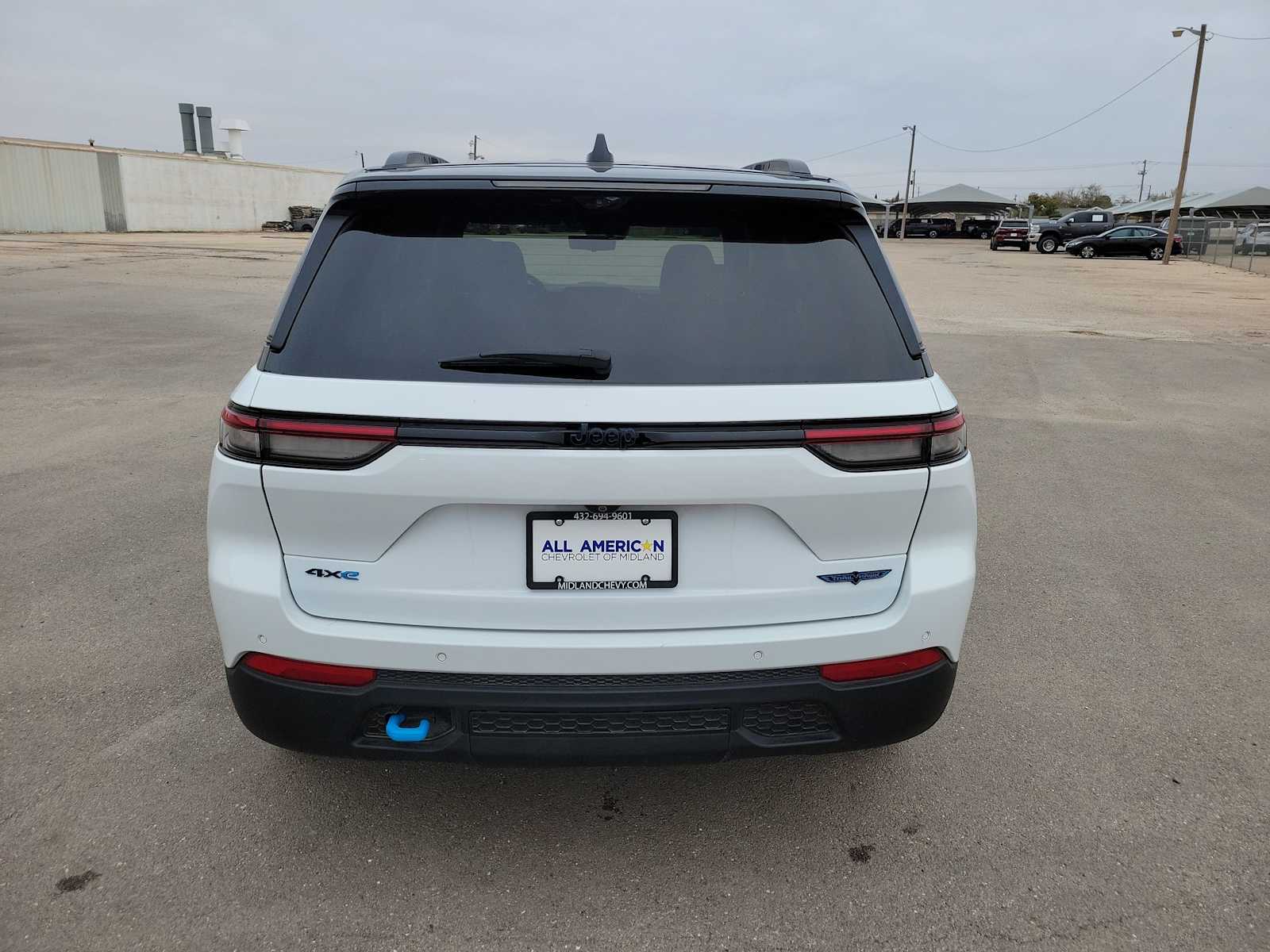 Thumbnail: 2022 Jeep Grand Cherokee - 13