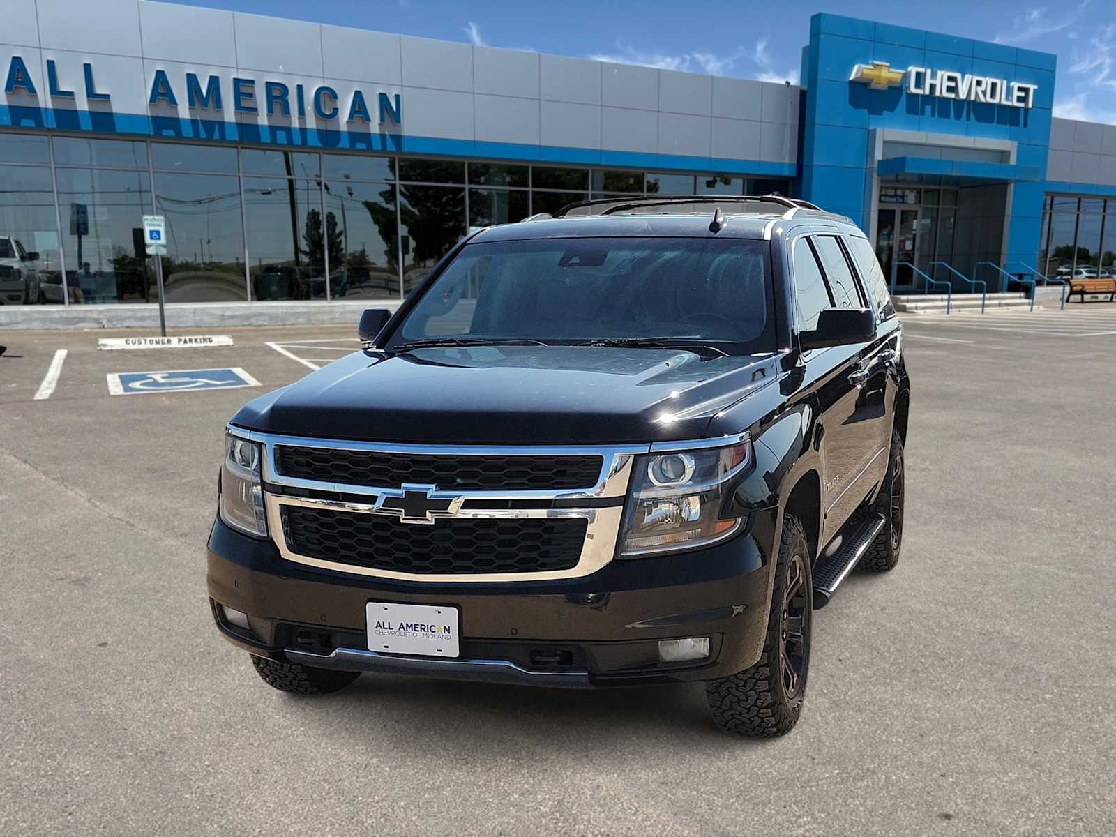 Thumbnail: 2019 Chevrolet Tahoe - 1