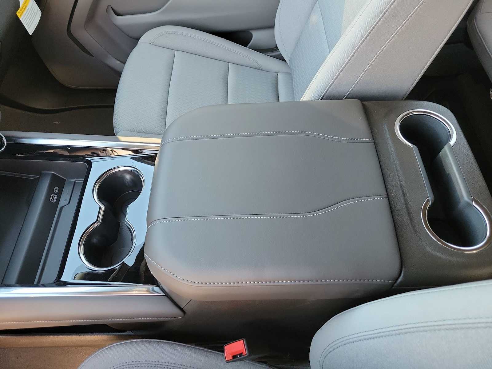 Thumbnail: 2026 Chevrolet Tahoe - 24