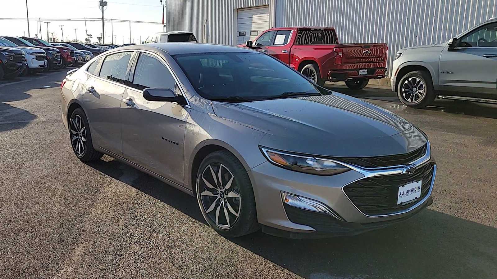 Thumbnail: 2022 Chevrolet Malibu - 2