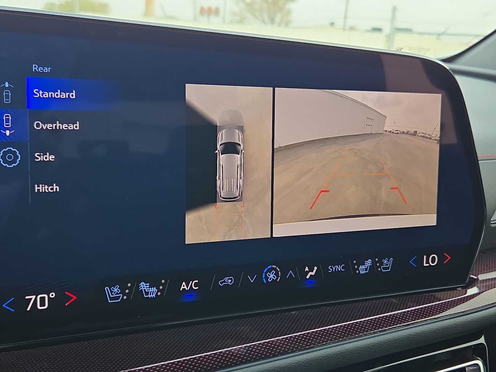 Thumbnail: 2026 Chevrolet Traverse - 28