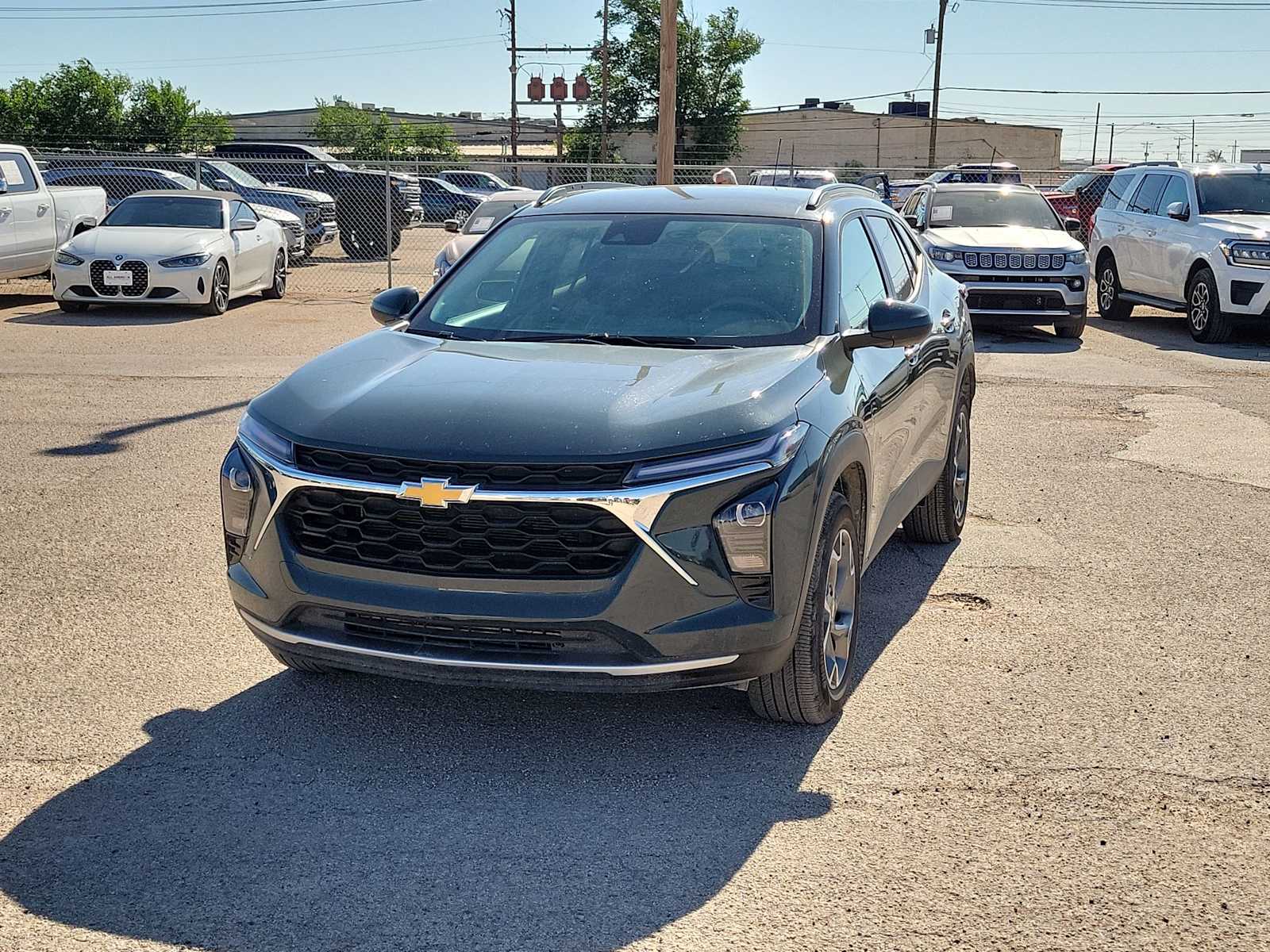 Thumbnail: 2025 Chevrolet Trax - 4