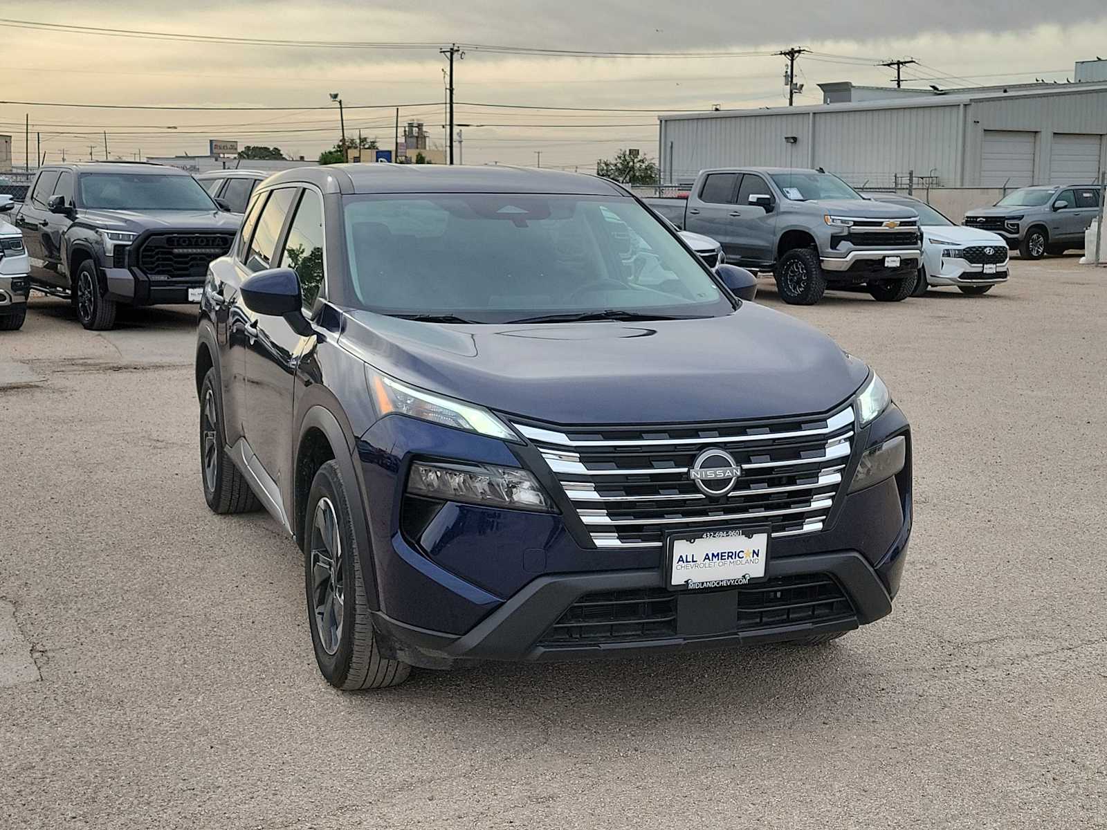 Thumbnail: 2025 Nissan Rogue - 2