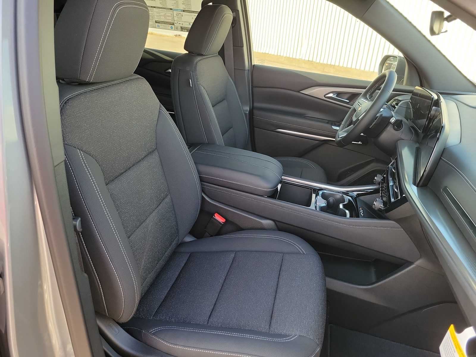 Thumbnail: 2026 Chevrolet Traverse - 18