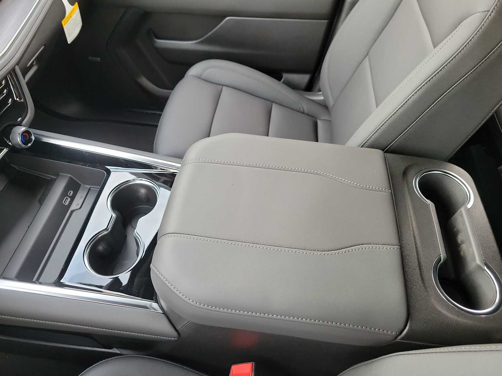 Thumbnail: 2026 Chevrolet Tahoe - 20