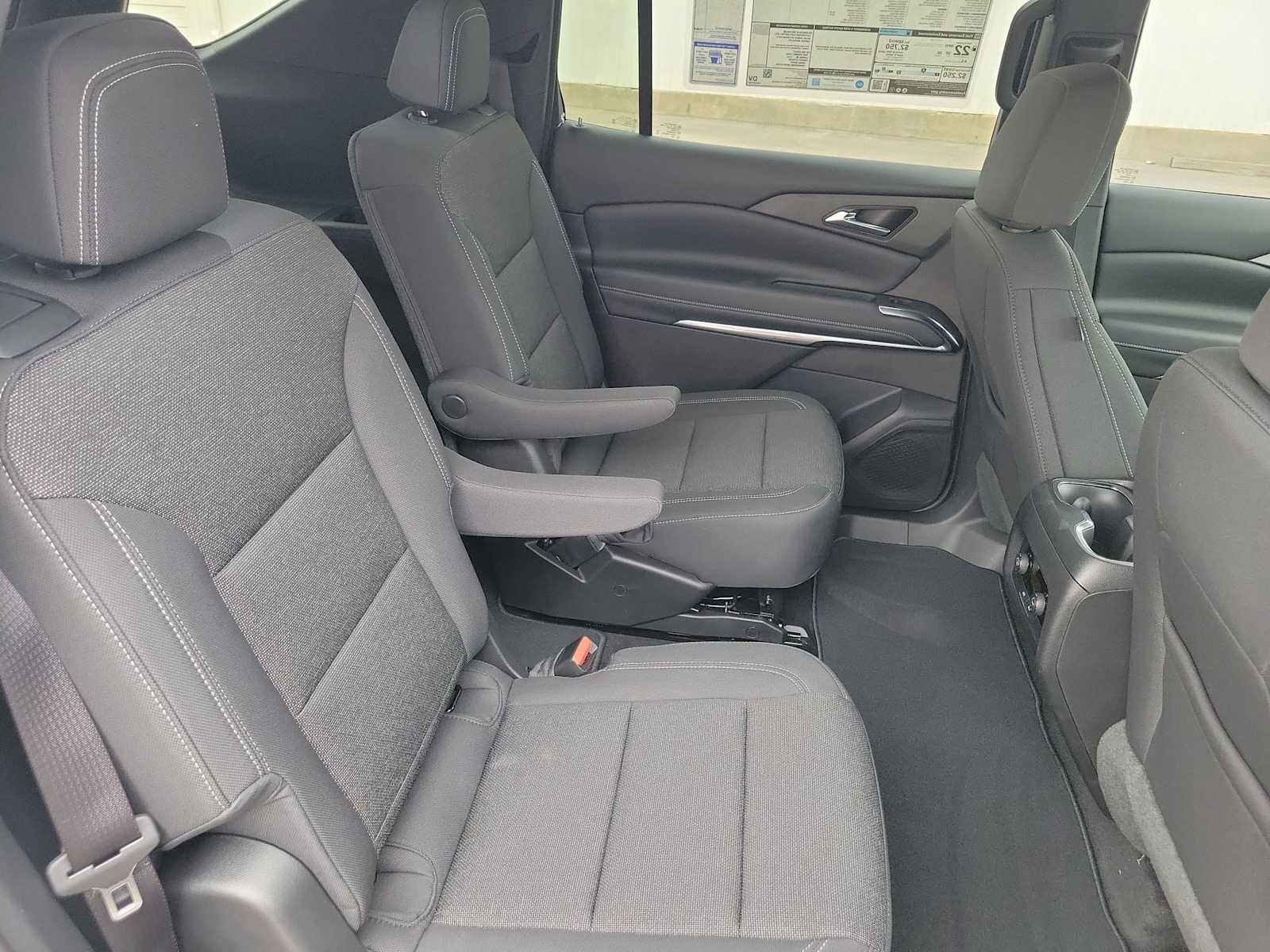 Thumbnail: 2026 Chevrolet Traverse - 21