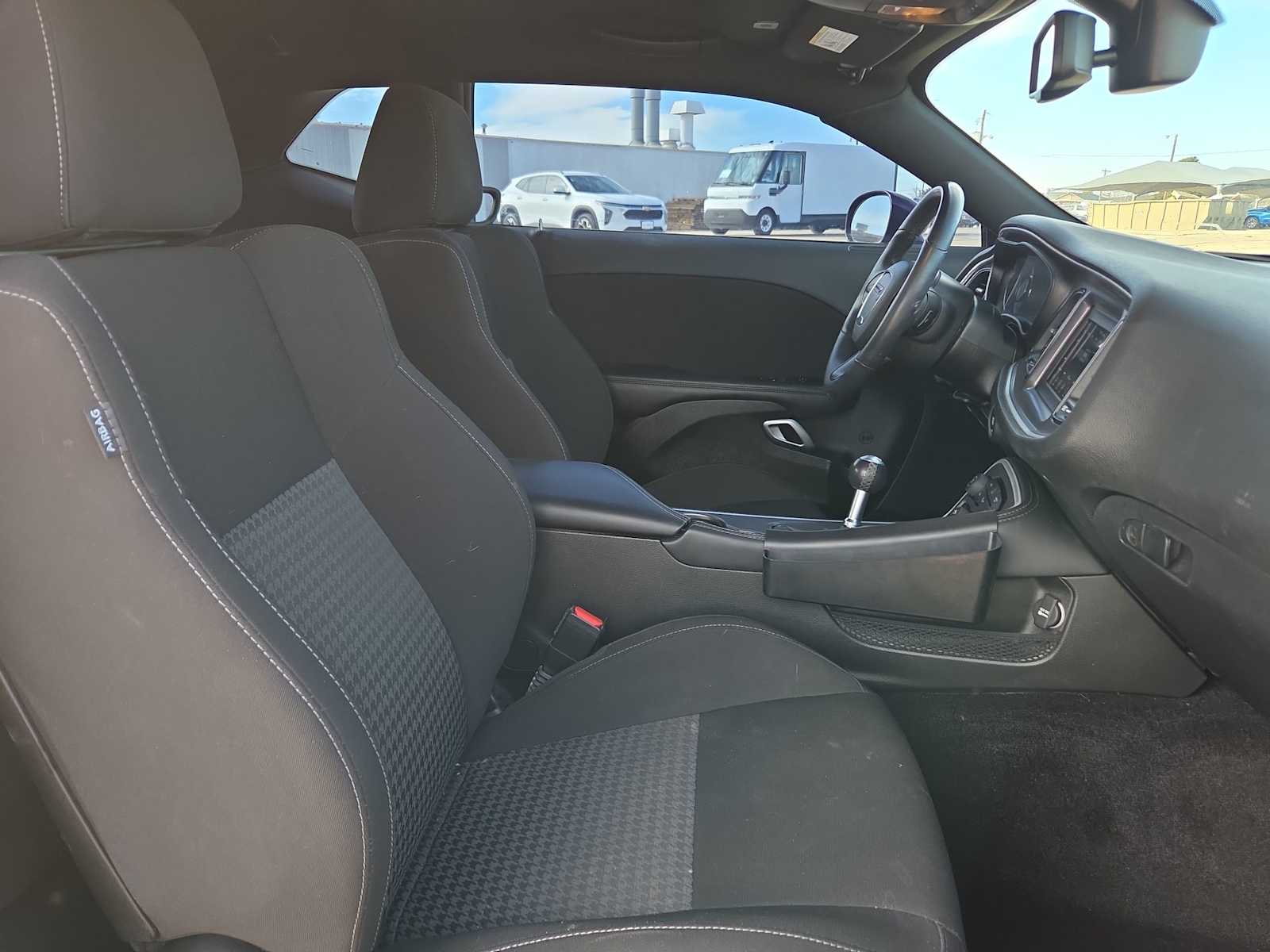 Thumbnail: 2022 Dodge Challenger - 18