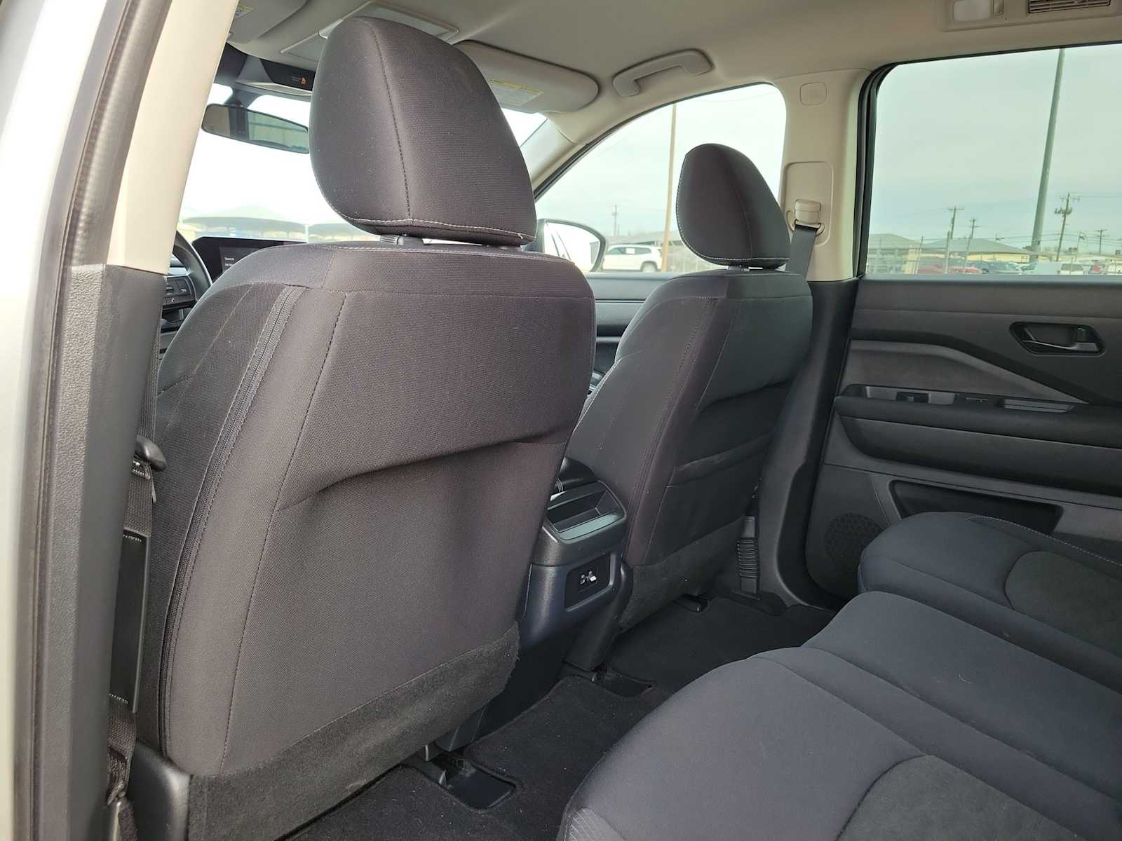 Thumbnail: 2024 Nissan Pathfinder - 16