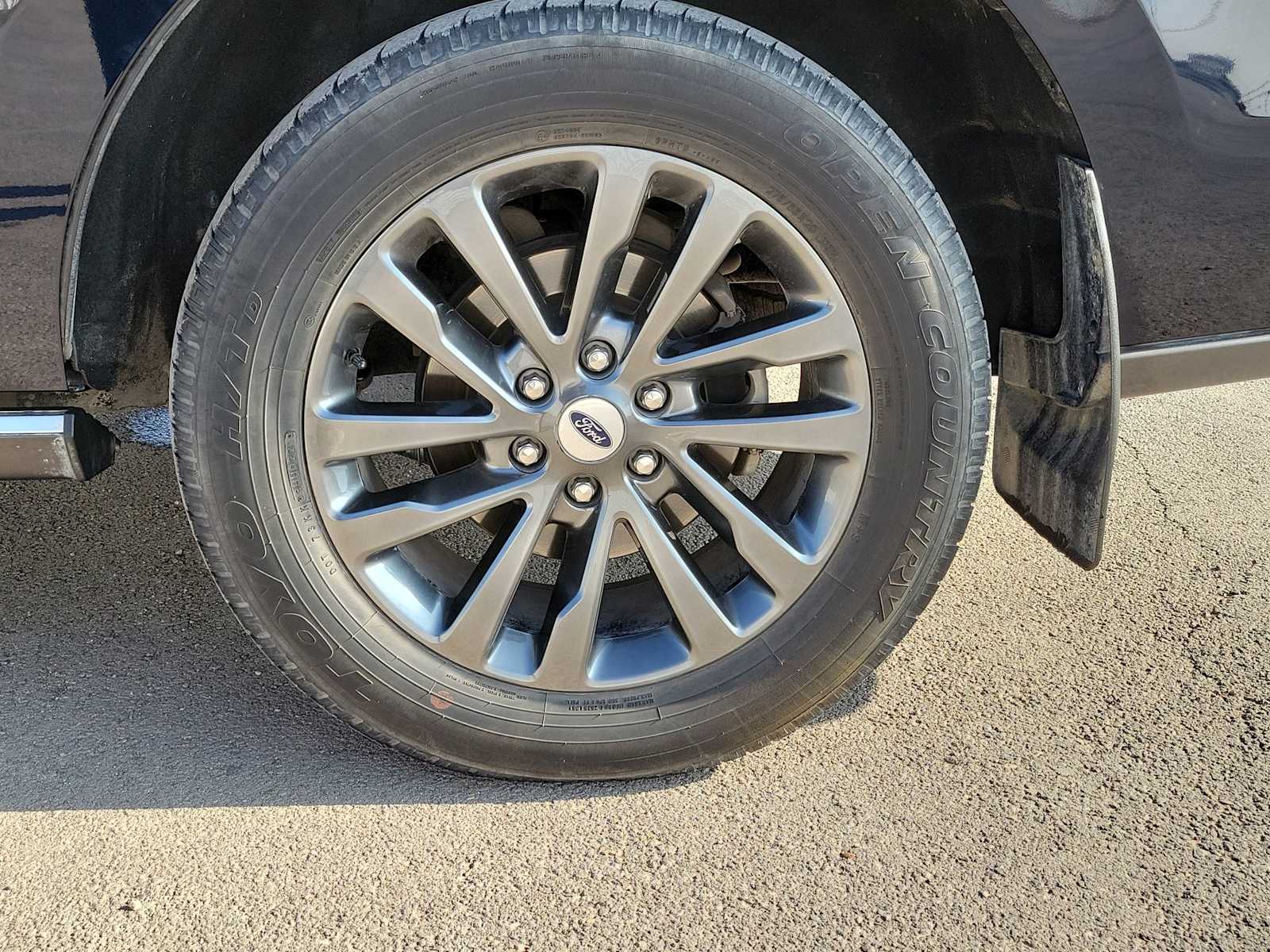 Thumbnail: 2021 Ford Expedition - 12