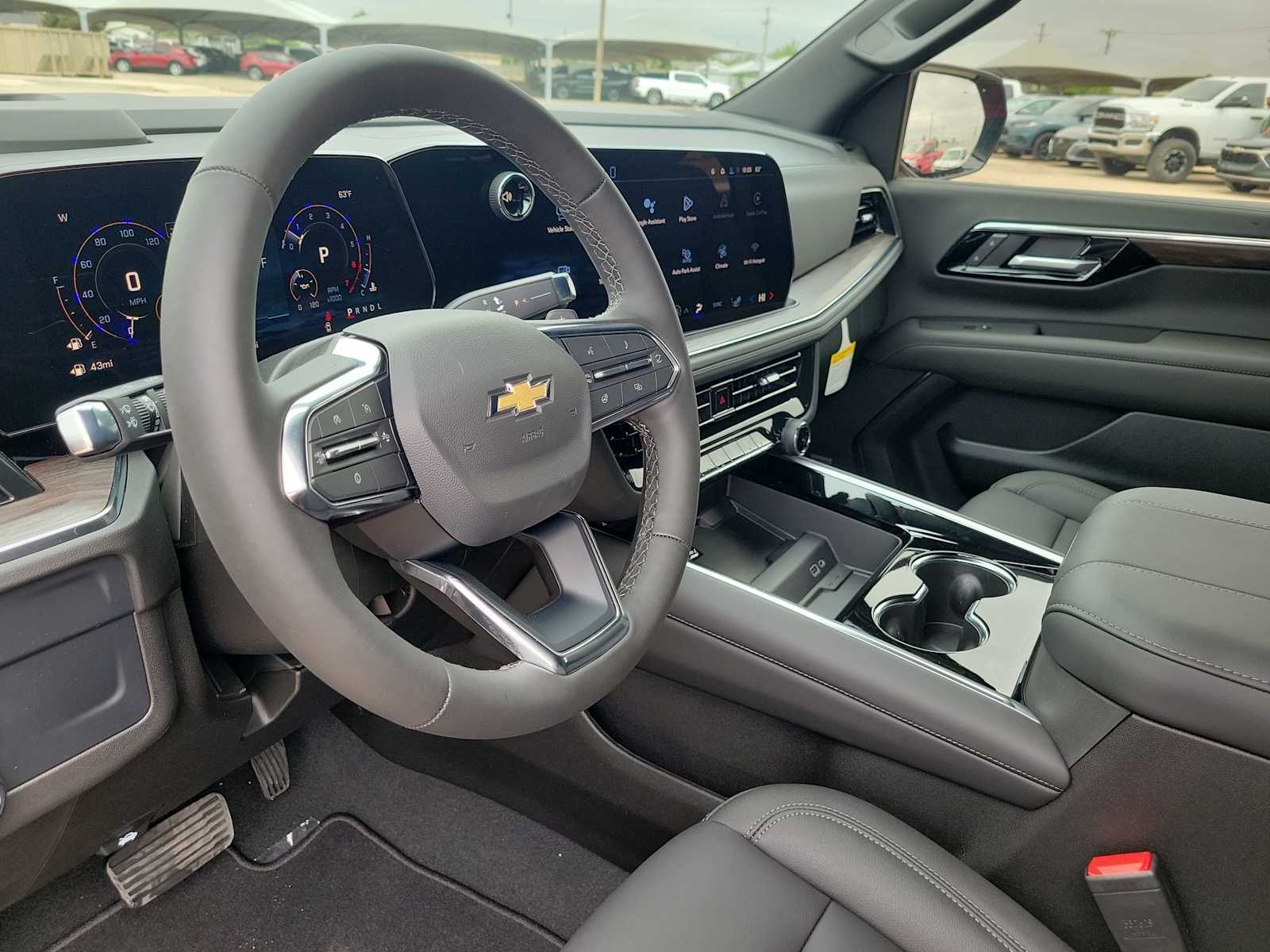 Thumbnail: 2026 Chevrolet Tahoe - 10