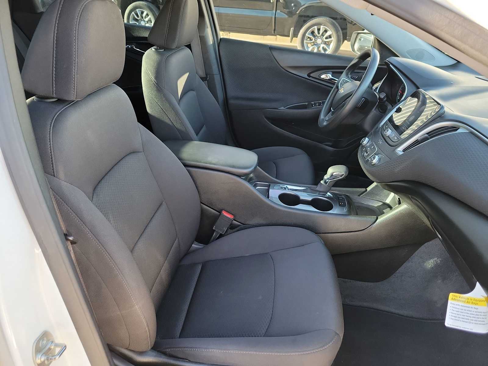 Thumbnail: 2024 Chevrolet Malibu - 22