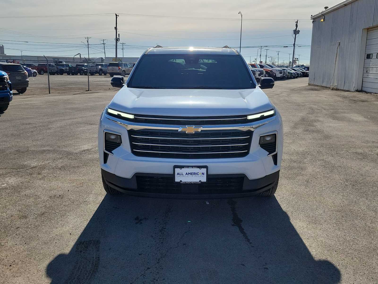 Thumbnail: 2026 Chevrolet Traverse - 2