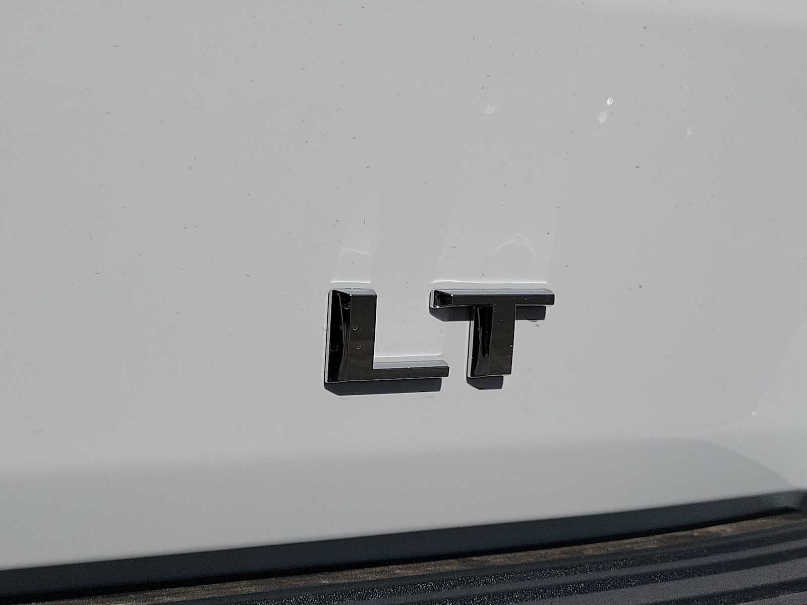 Thumbnail: 2026 Chevrolet Tahoe - 15