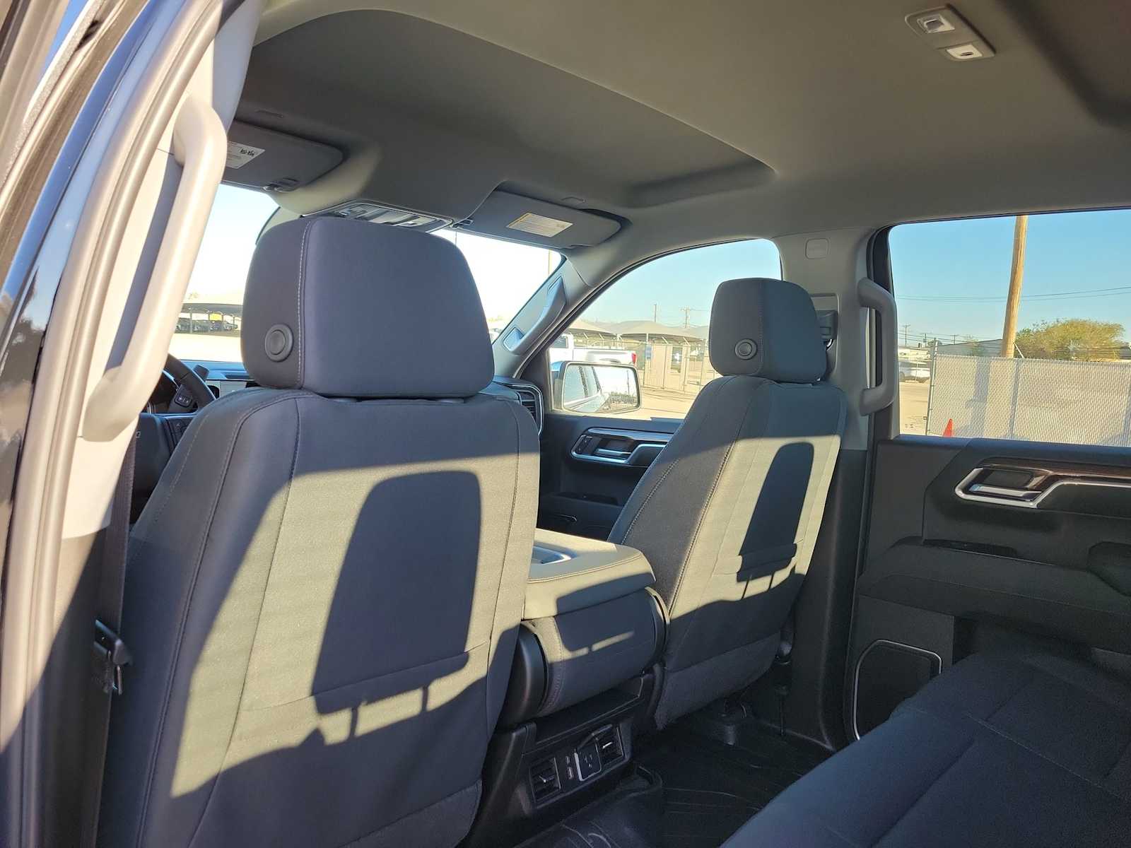 Thumbnail: 2026 Chevrolet Silverado 1500 - 20