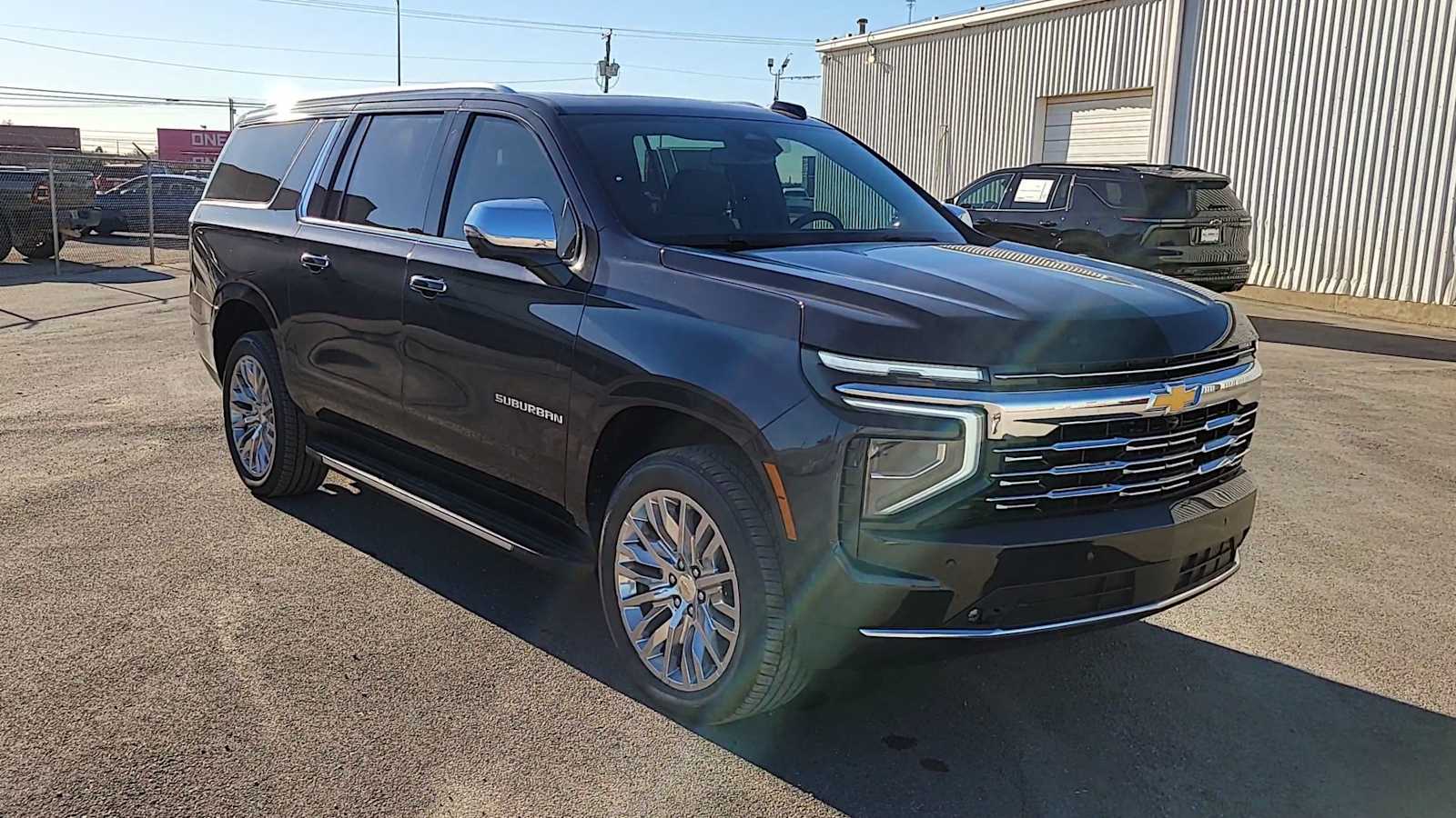 Thumbnail: 2025 Chevrolet Suburban - 2