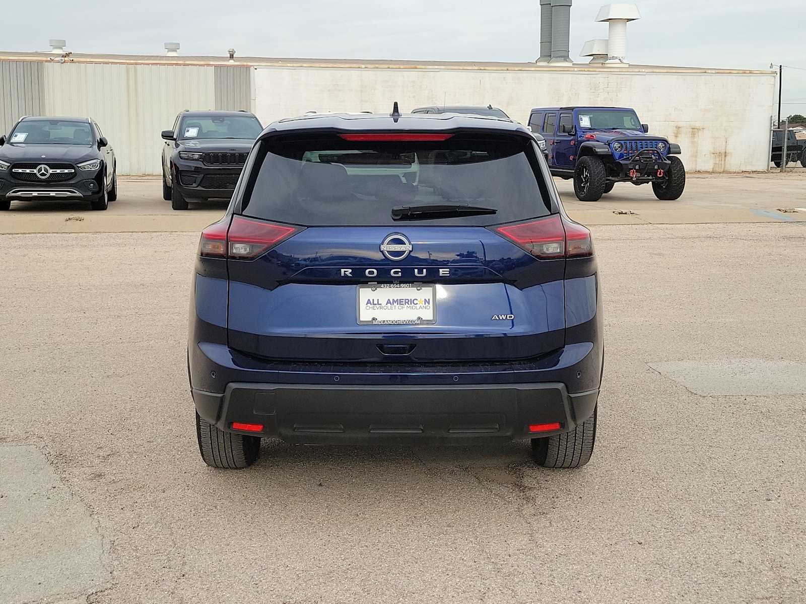 Thumbnail: 2025 Nissan Rogue - 7
