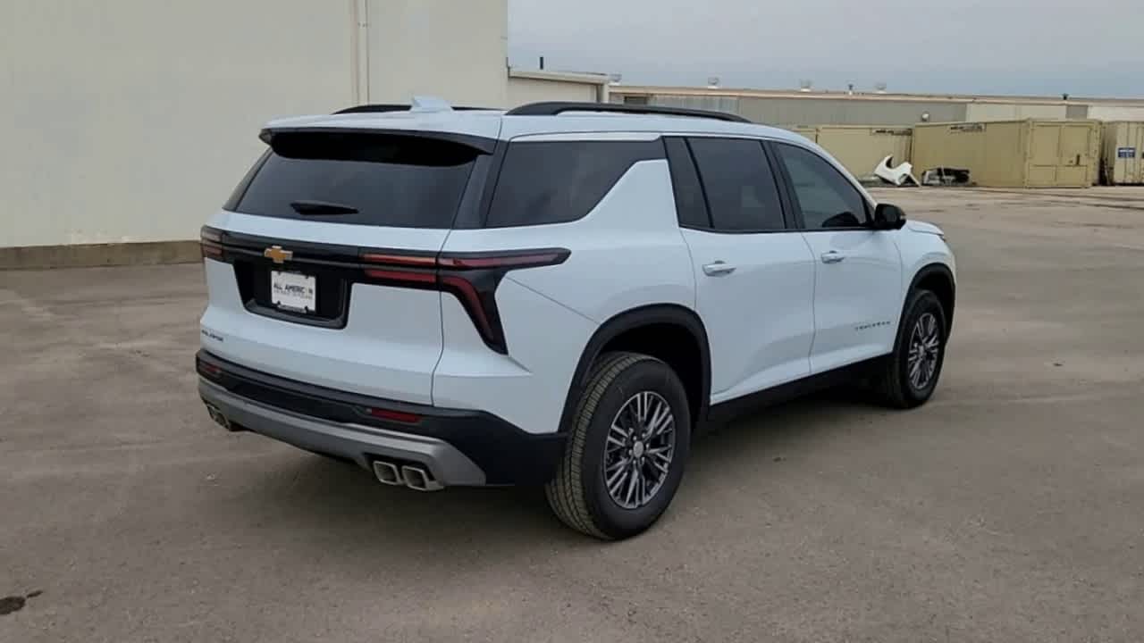 Thumbnail: 2026 Chevrolet Traverse - 8