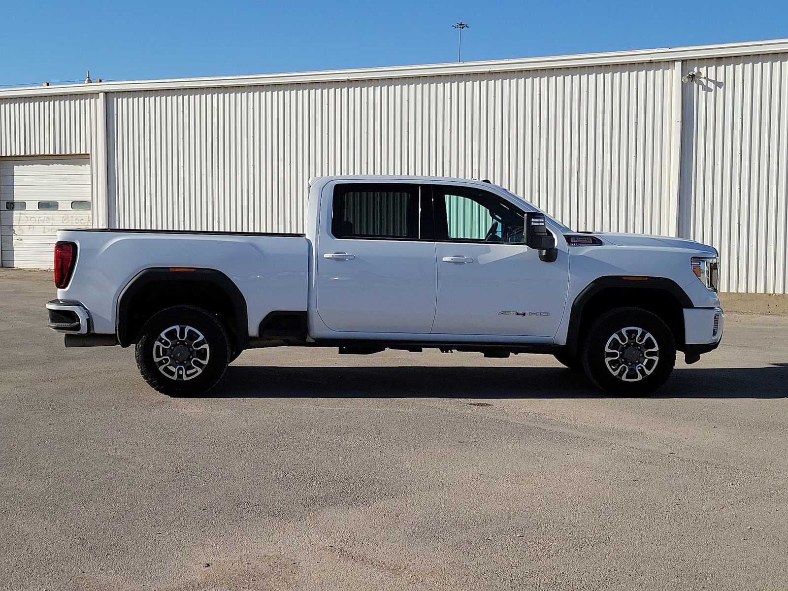 Thumbnail: 2023 GMC Sierra 2500 - 9