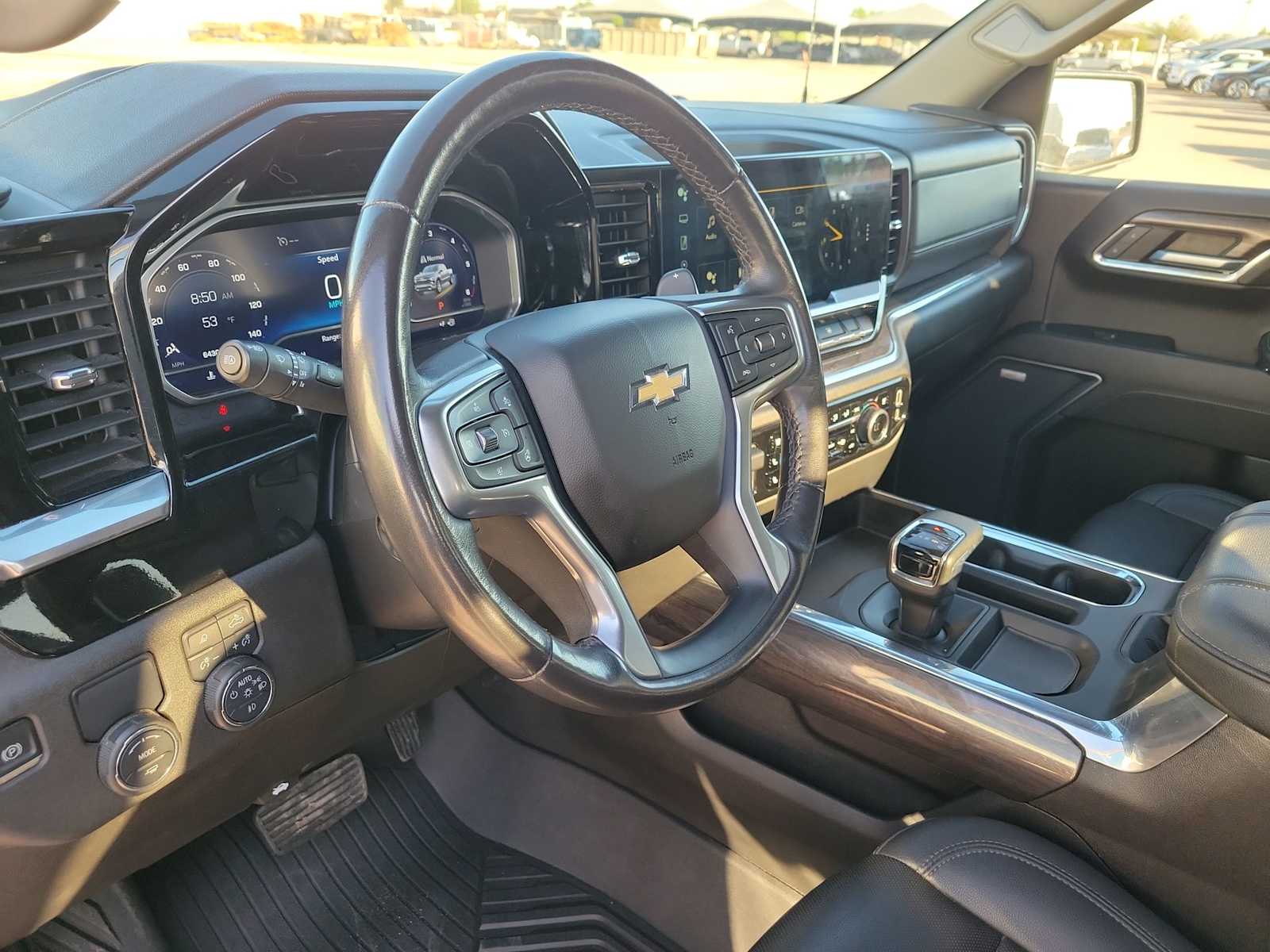 Thumbnail: 2023 Chevrolet Silverado 1500 - 10