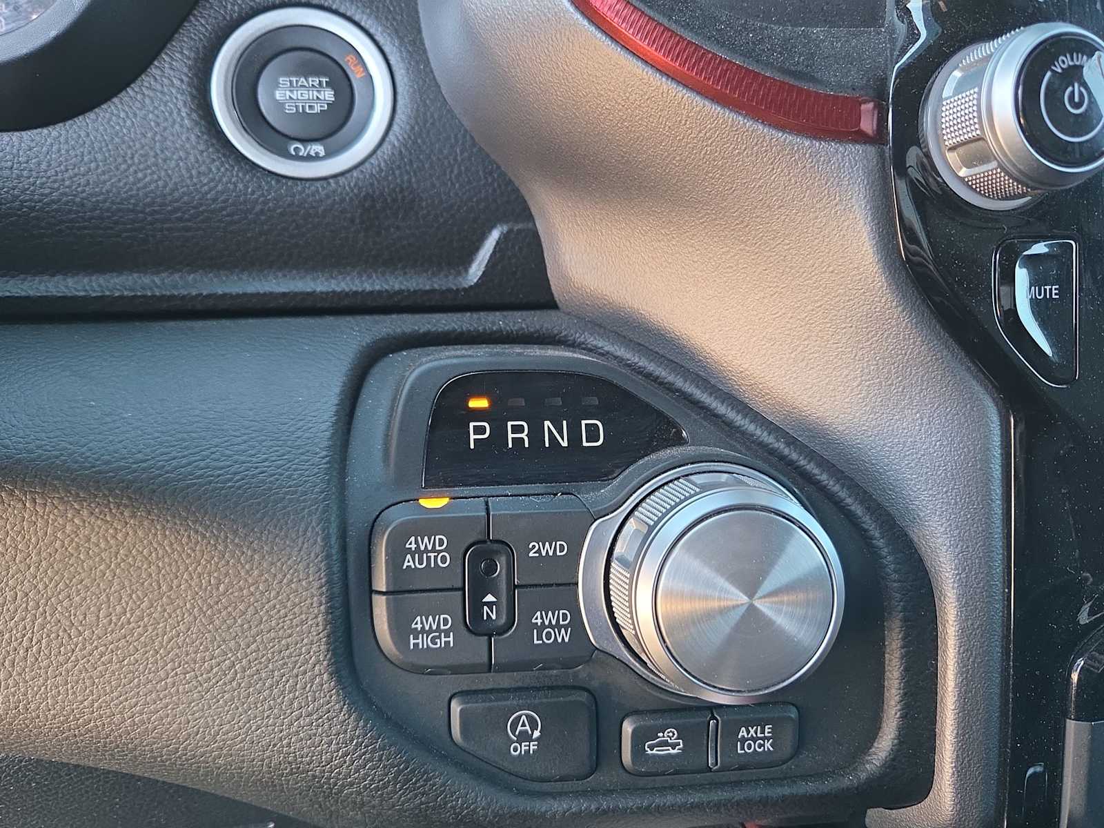 Thumbnail: 2025 RAM 1500 - 21