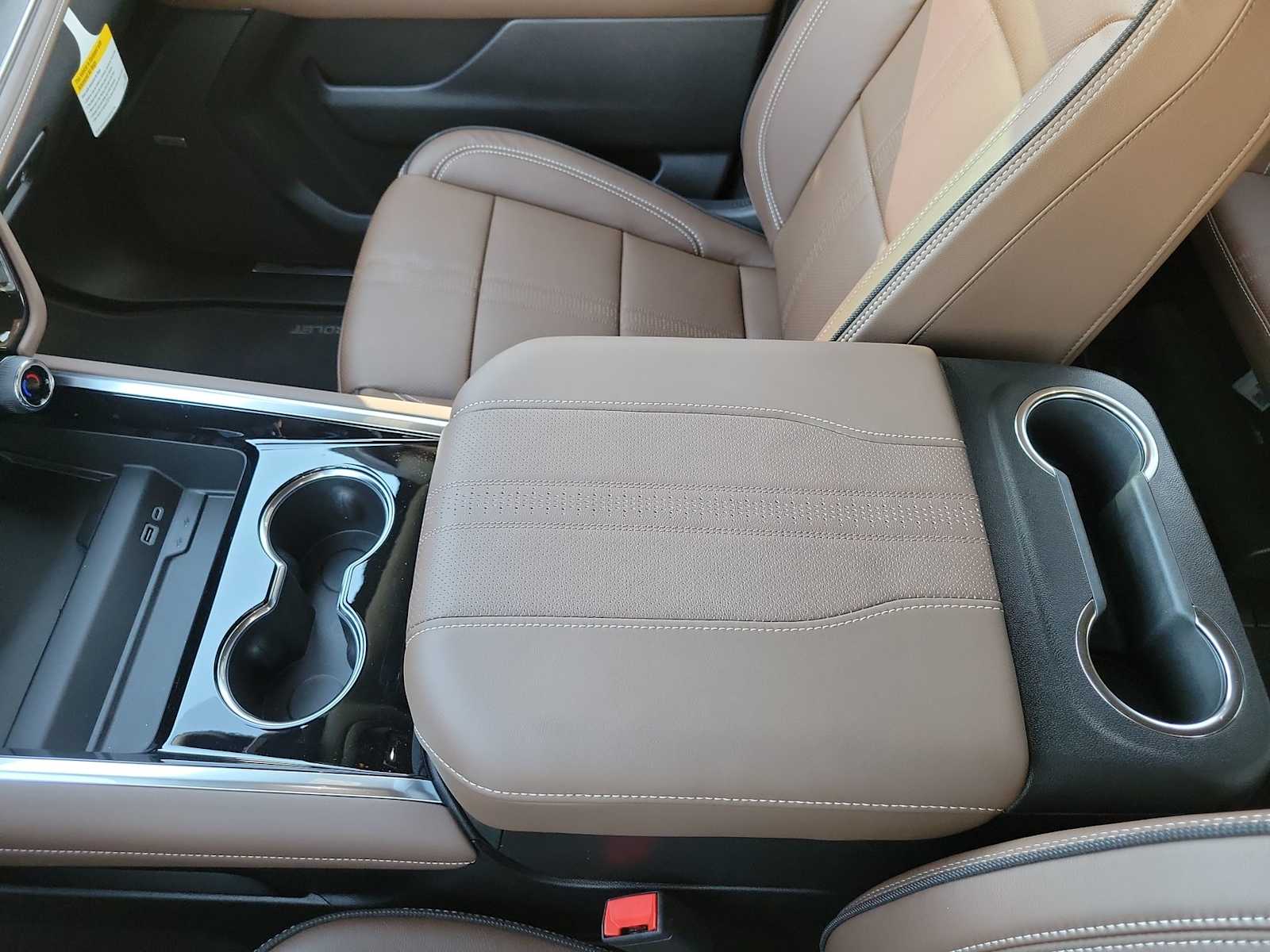 Thumbnail: 2026 Chevrolet Tahoe - 20