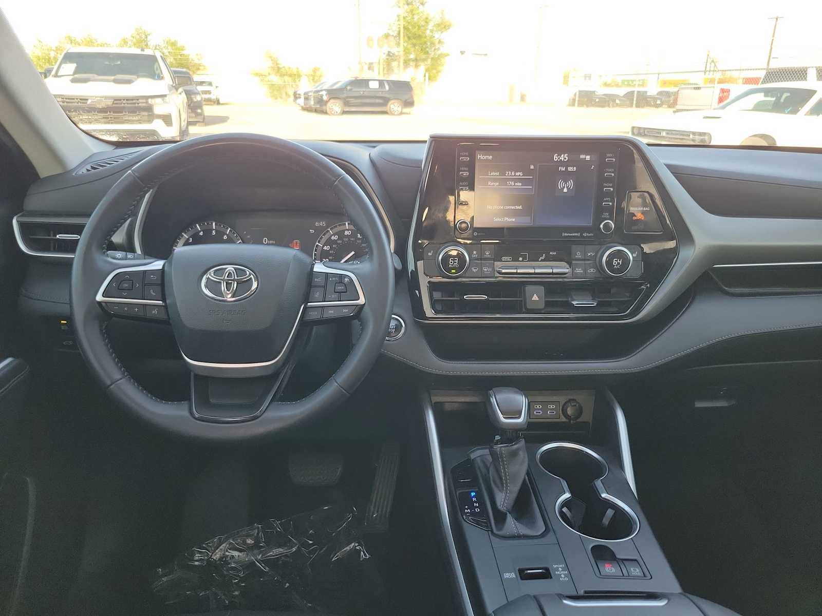 2022 Toyota Highlander XLE 18