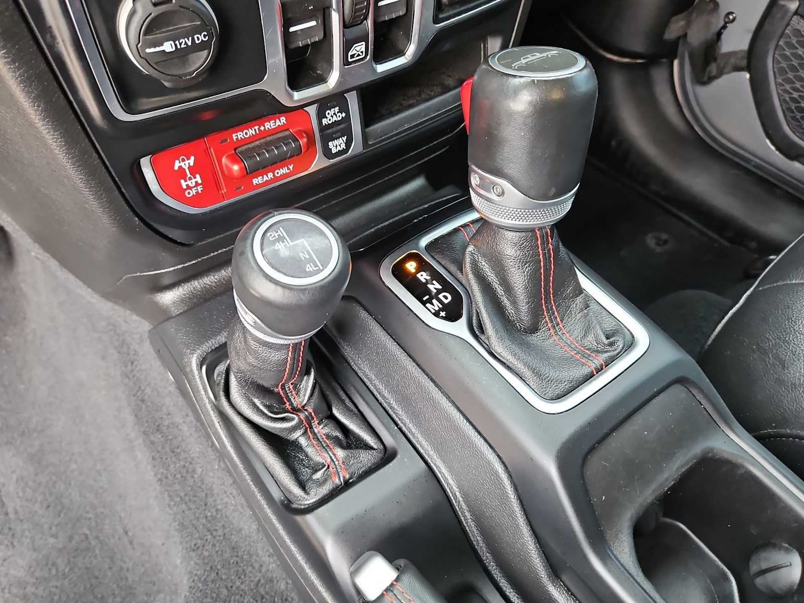 Thumbnail: 2021 Jeep Gladiator - 21