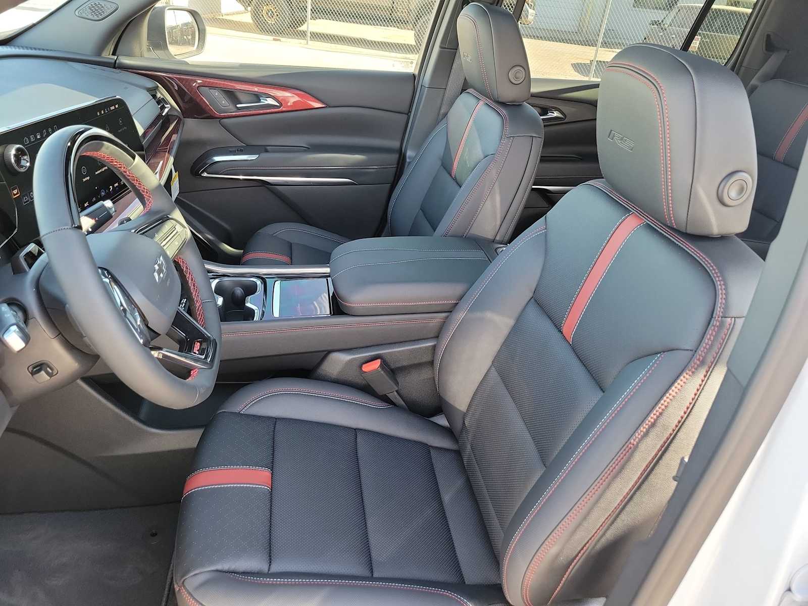 Thumbnail: 2026 Chevrolet Traverse - 19