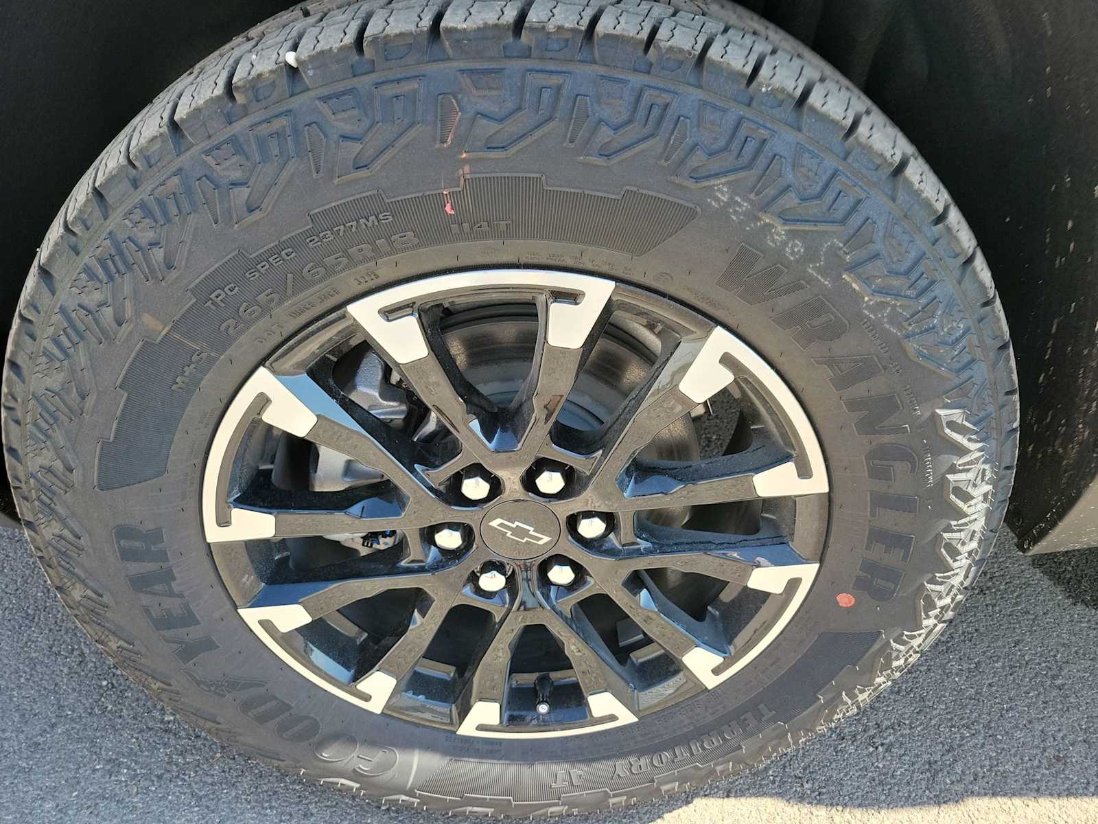 Thumbnail: 2026 Chevrolet Traverse - 16