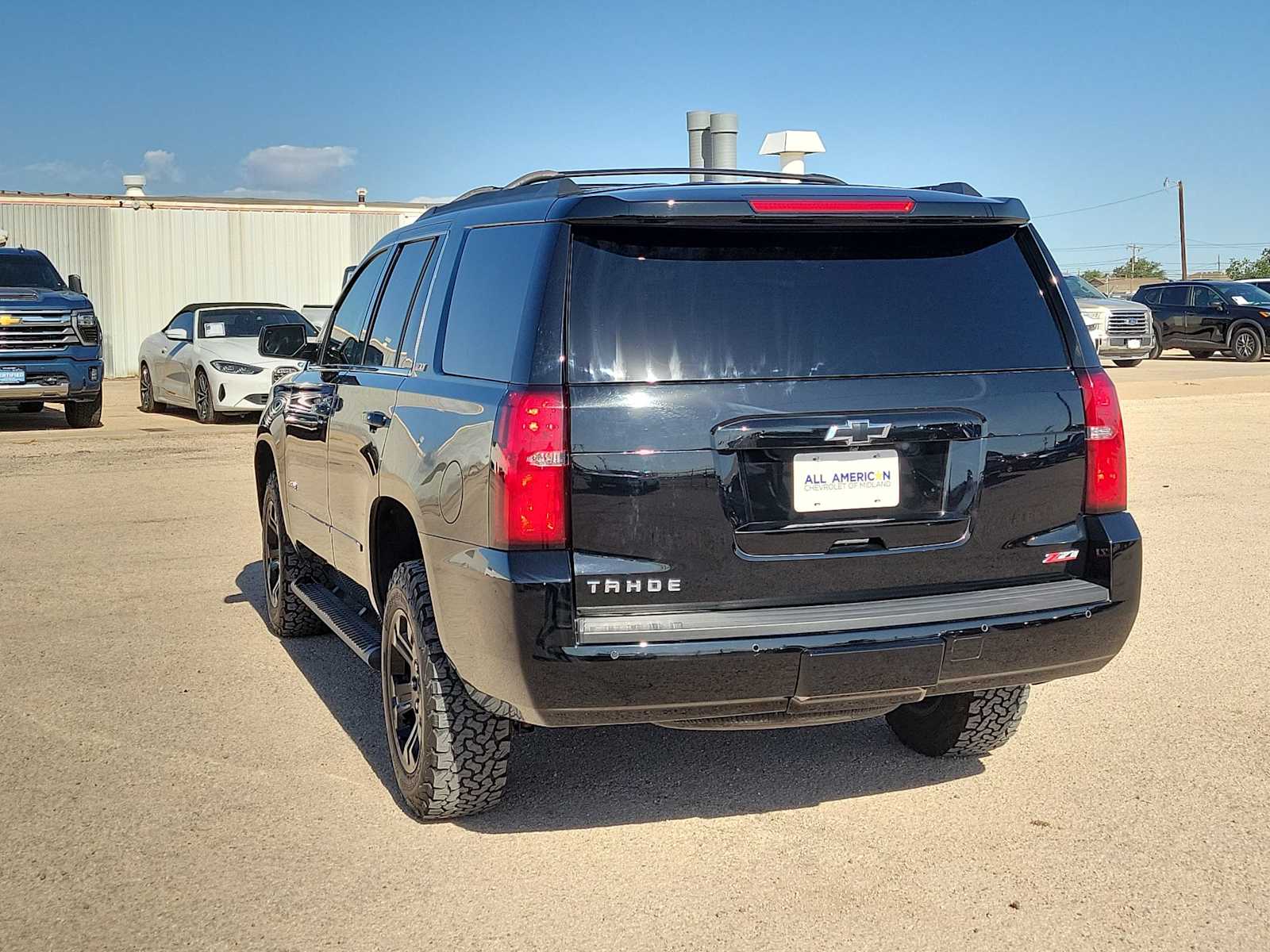 Thumbnail: 2019 Chevrolet Tahoe - 6