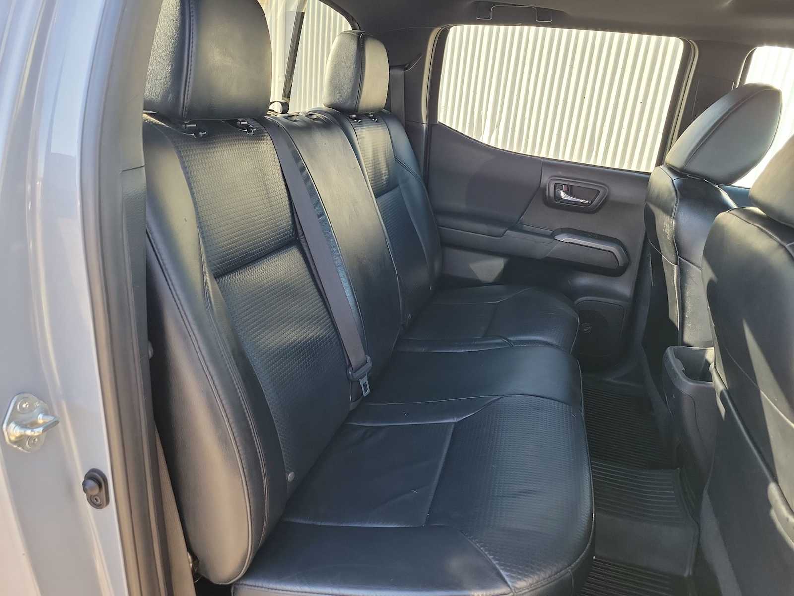 Thumbnail: 2020 Toyota Tacoma - 17