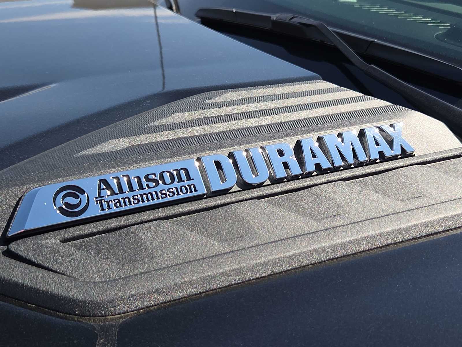 Thumbnail: 2026 Chevrolet Silverado 3500 - 17