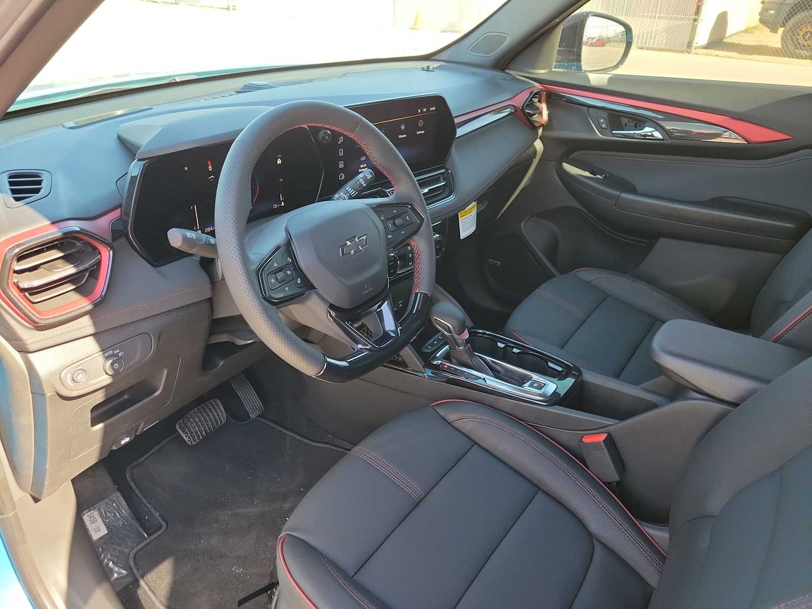 Thumbnail: 2026 Chevrolet TrailBlazer - 10