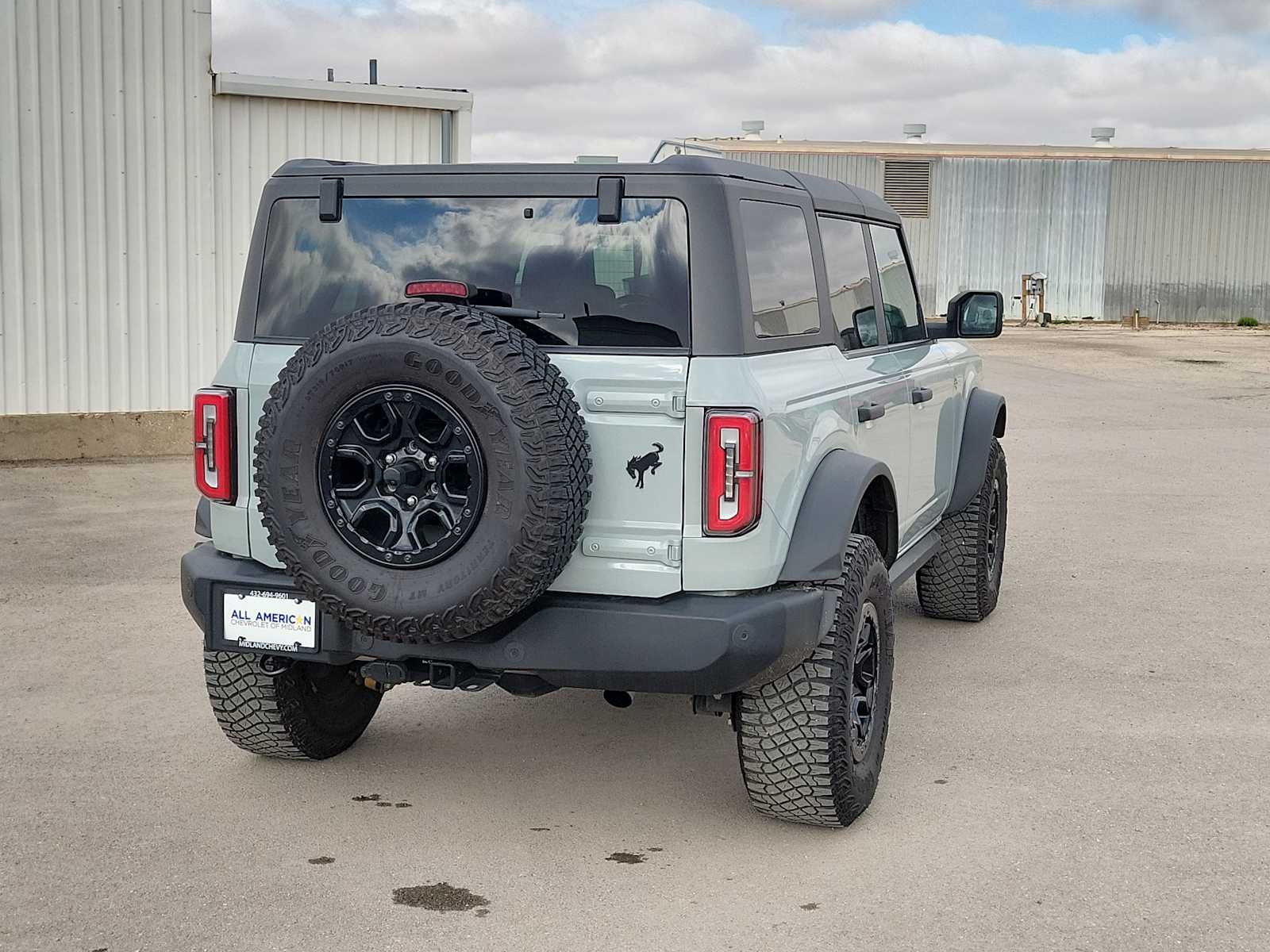 Thumbnail: 2022 Ford Bronco - 8