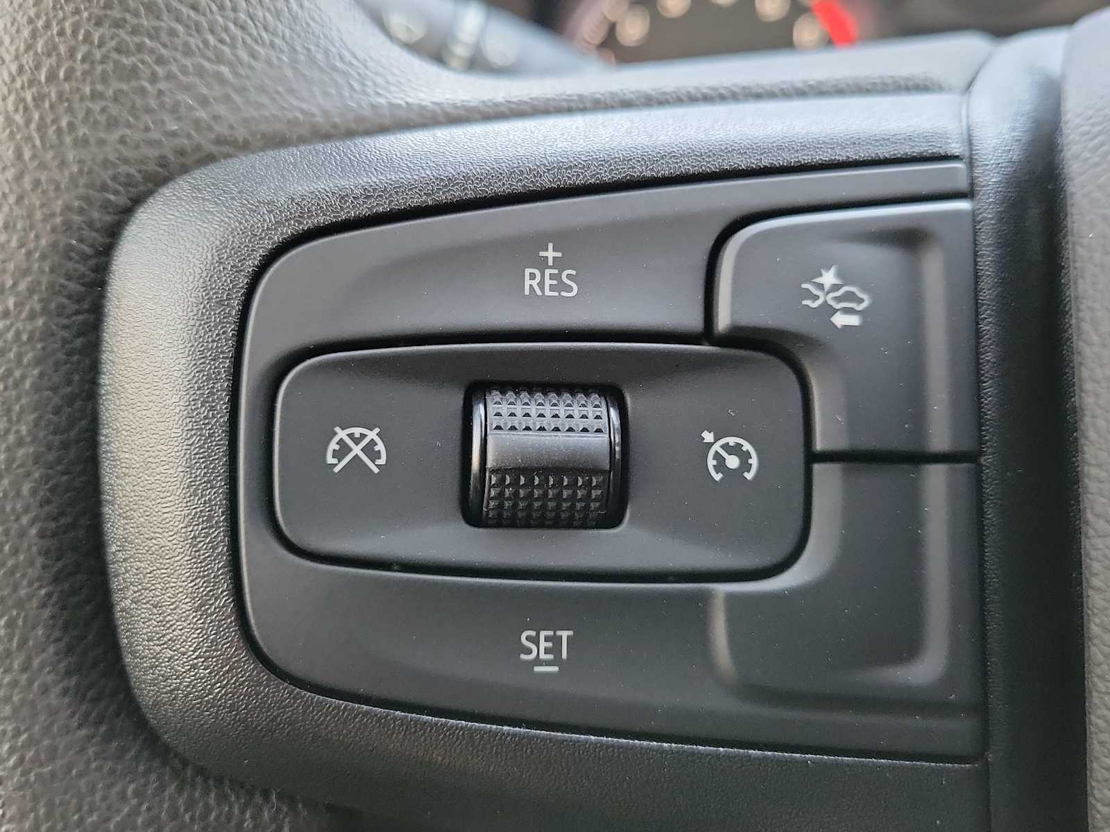 Thumbnail: 2026 Chevrolet Silverado 1500 - 27