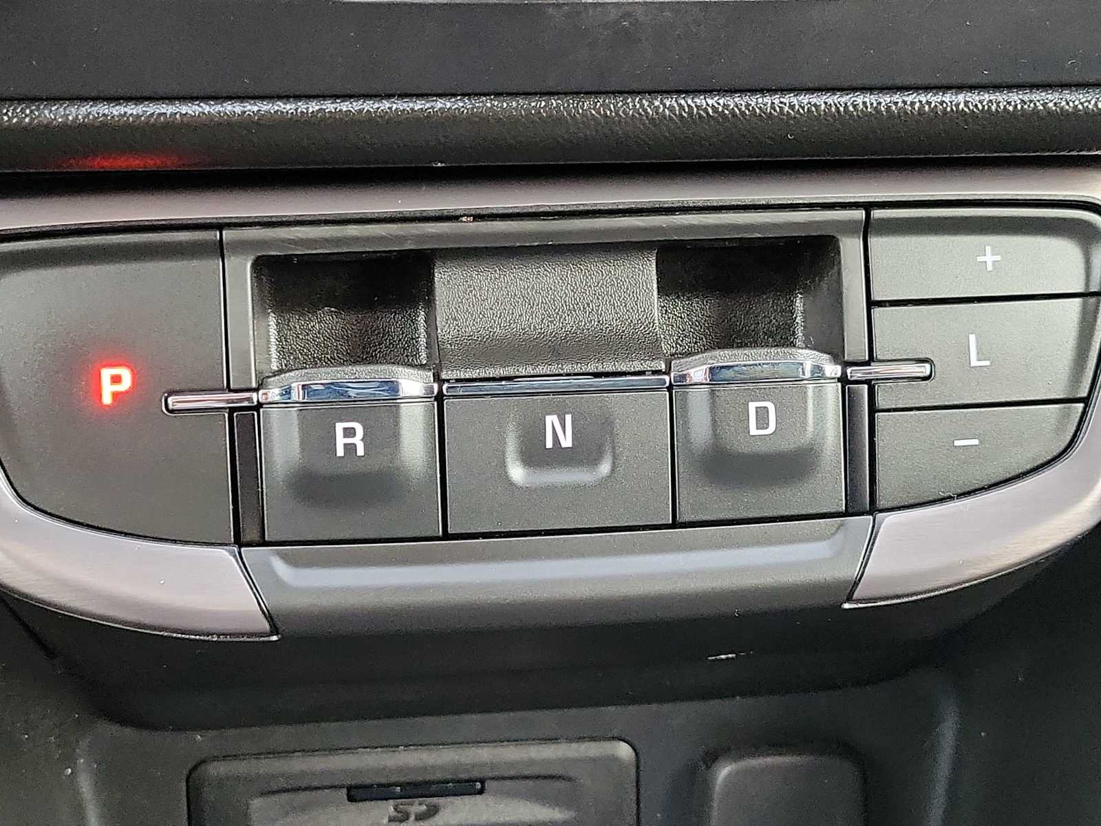 Thumbnail: 2022 GMC Terrain - 25