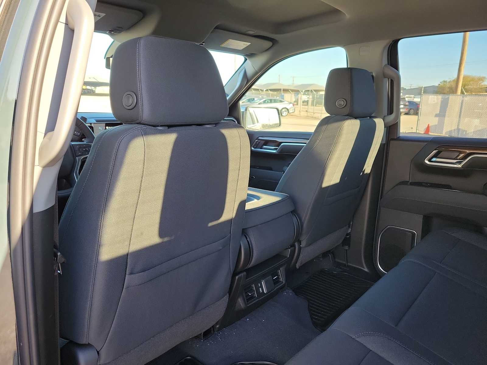 Thumbnail: 2026 Chevrolet Silverado 1500 - 20